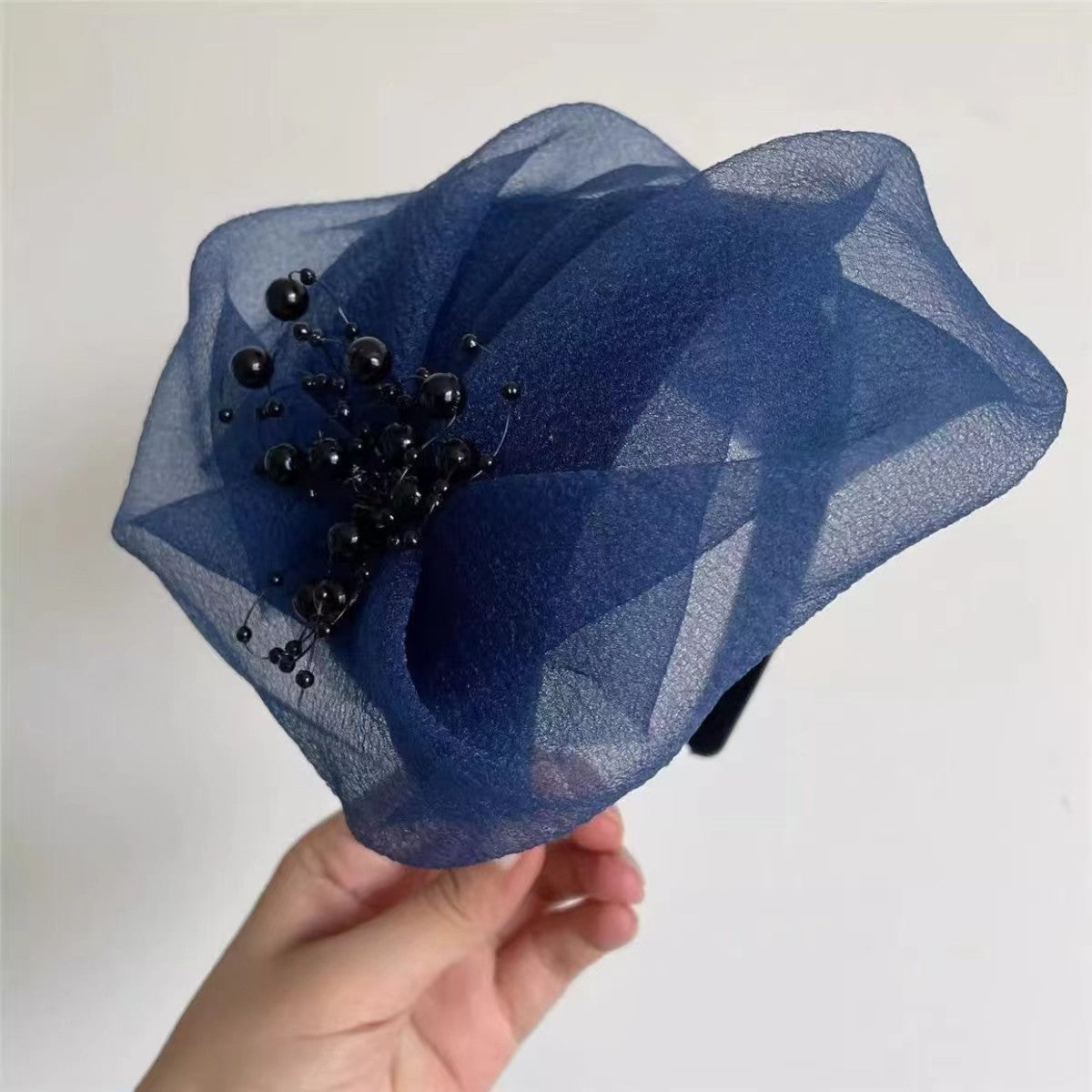 🔥【✨Cumpără 1 primești 1 gratis】2 bucată 【🌸2025 accesorii fierbinți pentru păr】 Plasa acoperă părul gri și face ca vârful capului să pară înalt.